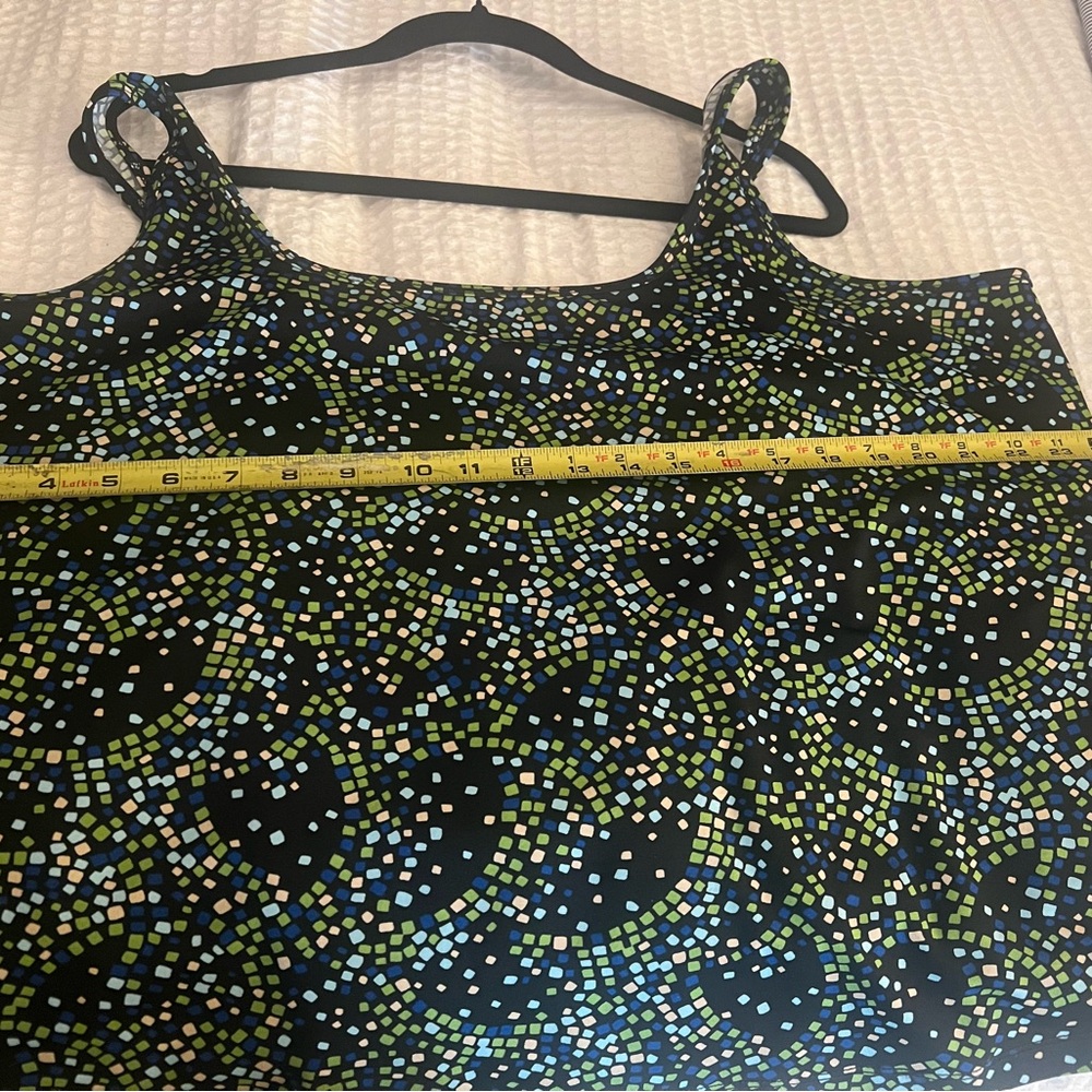 Lane Bryant Mosaic Pattern Sleeveless Top